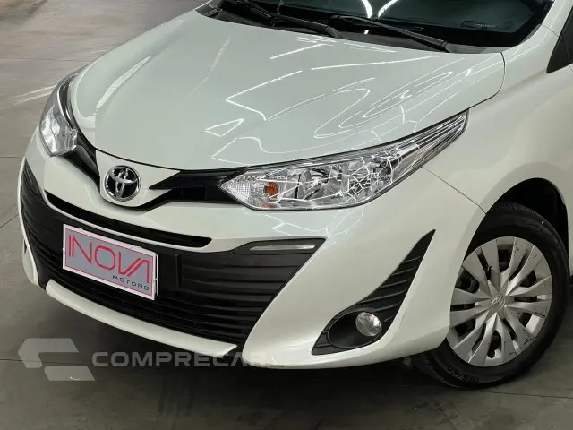 YARIS SEDAN - 1.5 16V SEDAN XL LIVE MULTIDRIVE