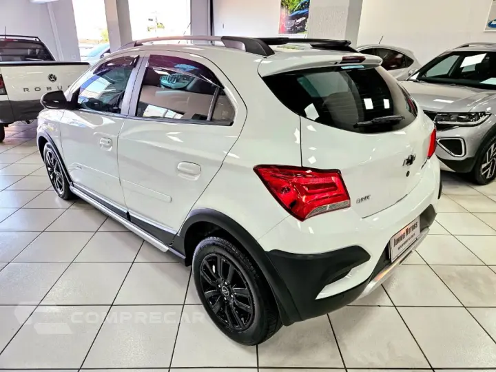 ONIX HATCH ACTIV 1.4 8V Flex 5P Aut.