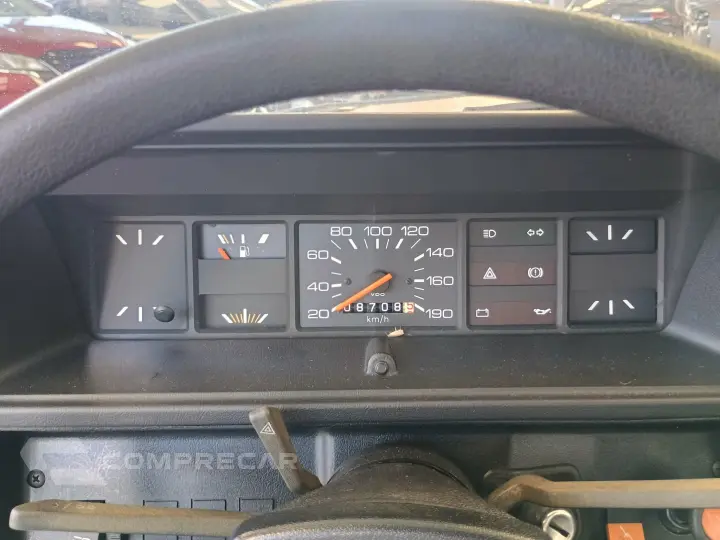 Gol BX 1.6 Álcool