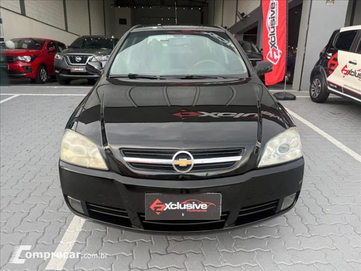 ASTRA 2.0 MPFI Advantage Sedan 8V