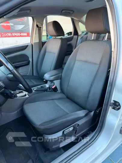 Focus Sedan 2.0 16V/2.0 16V Flex 4p Aut.