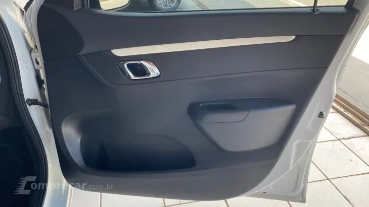 RENAULT KWID 1.0 12V SCE INTENSE