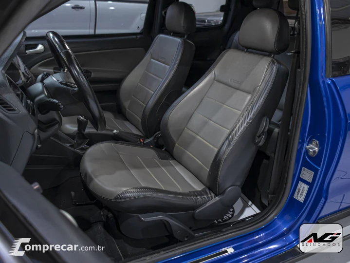 SAVEIRO 1.6 Cross CD 16V