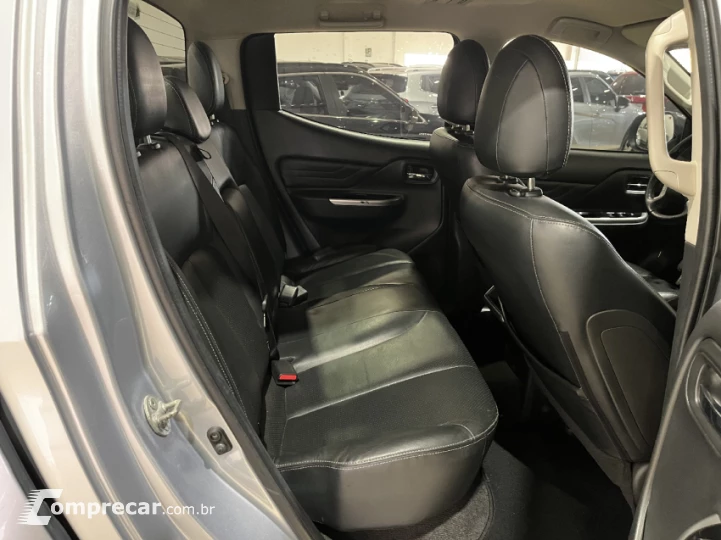 L200 TRITON 2.4 16V Turbo Sport HPE CD 4X4
