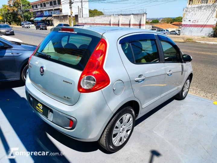 Palio ESSENCE 1.6 Flex 16V 5p