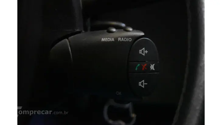 DUSTER - 2.0 DYNAMIQUE 4X2 16V 4P AUTOMÁTICO