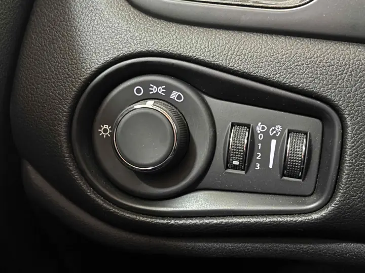 RENEGADE 1.3 T270 TURBO FLEX LONGITUDE AT6