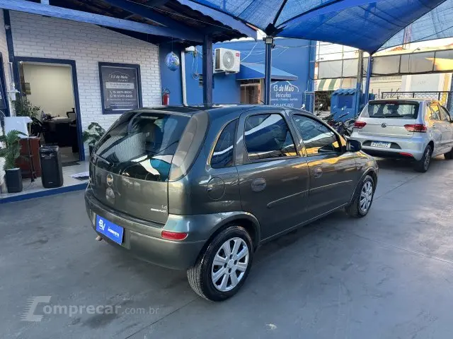 CORSA HATCH - 1.4 MPFI MAXX 8V 4P MANUAL