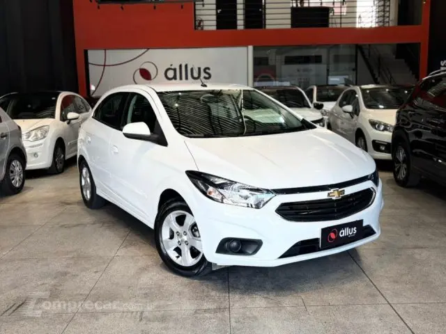 ONIX - 1.4 MPFI LT 8V 4P MANUAL