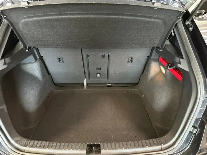 TAOS 1.4 250 TSI TOTAL FLEX HIGHLINE AUTOMÁTICO