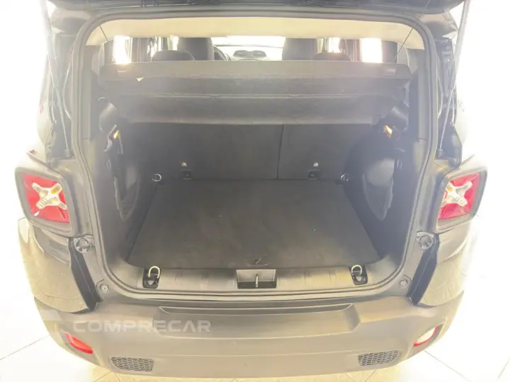 Renegade Sport 1.8 4x2 Flex 16V Aut.