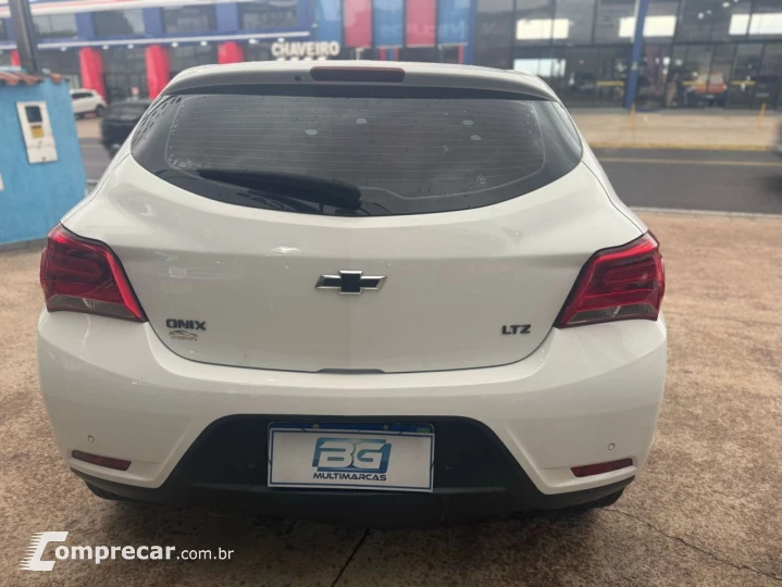 ONIX HATCH LTZ 1.4 8V FlexPower 5p Mec.