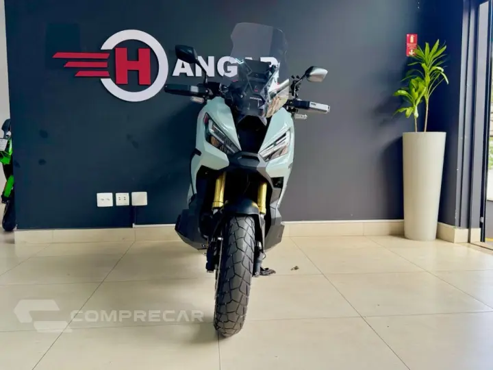 X-ADV