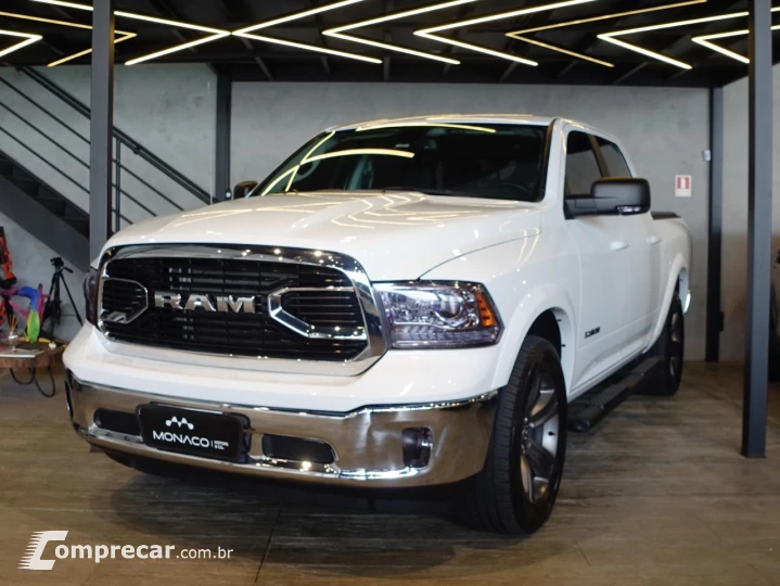 Classic 5.7 V8 32V 4P HEMI LARAMIE AUTOMÁTICO