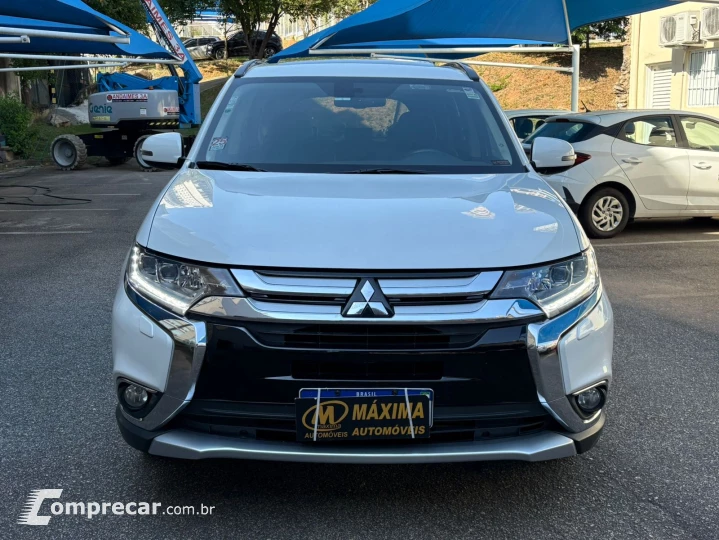 OUTLANDER 2.2 Mivec Di-d Hpe-s AWD