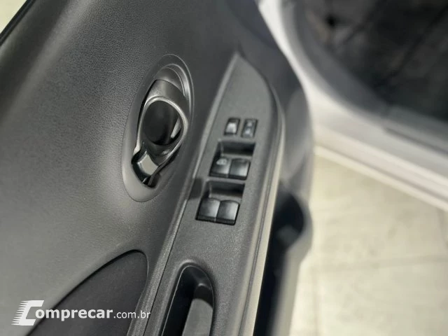 MARCH - 1.0 16V 4P MANUAL