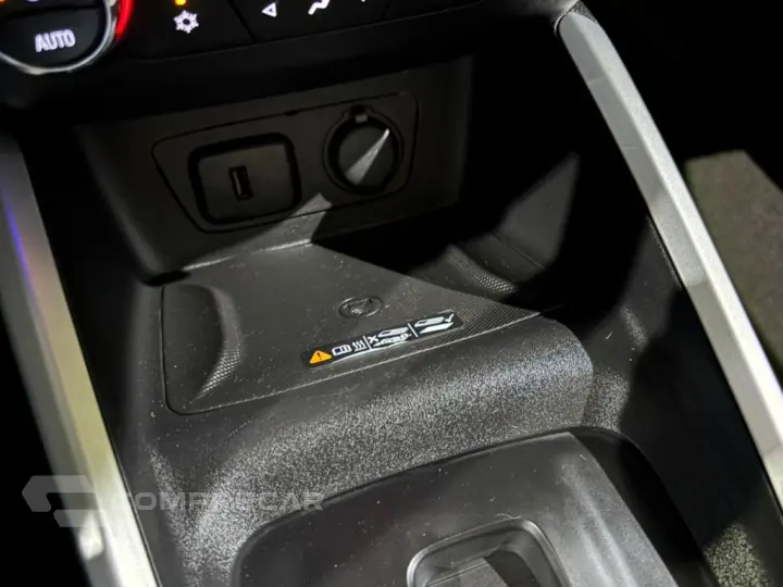 ONIX 1.0 TURBO FLEX PREMIER AUTOMÁTICO