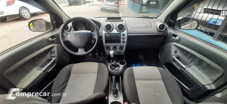 FIESTA 1.6 MPI Class Sedan 8V