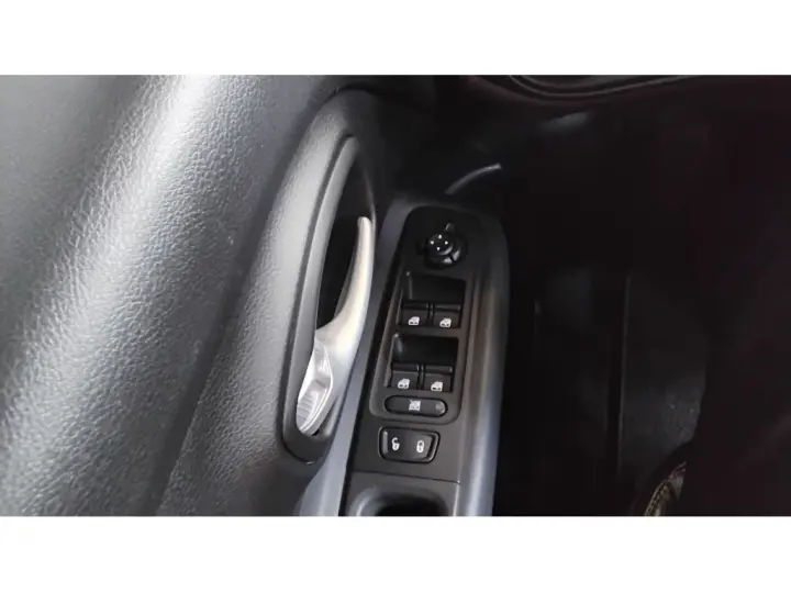 RENEGADE 1.3 T270 TURBO FLEX LONGITUDE AT6