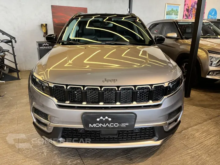 Commander 1.3 16V 4P FLEX T270 LONGITUDE TURBO AUTOMÁTICO AT