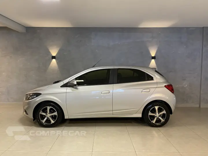 ONIX 1.4 MPFI LTZ 8V