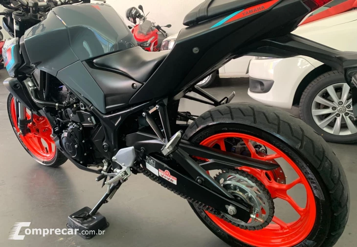 MT-03 ABS STORM FLUO