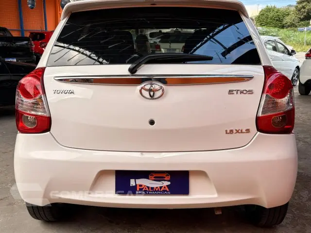 ETIOS HATCH - 1.5 XLS 16V 4P MANUAL