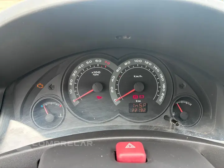 CELTA 1.0 MPFI Life 8V