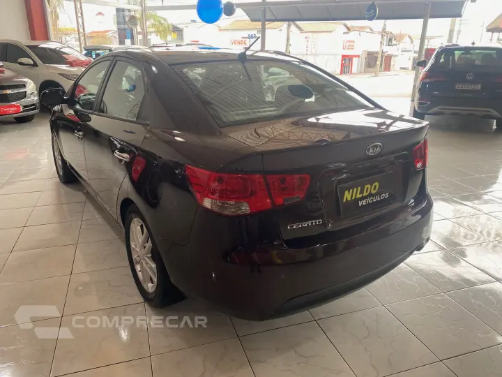 CERATO 1.6 EX3 Sedan 16V