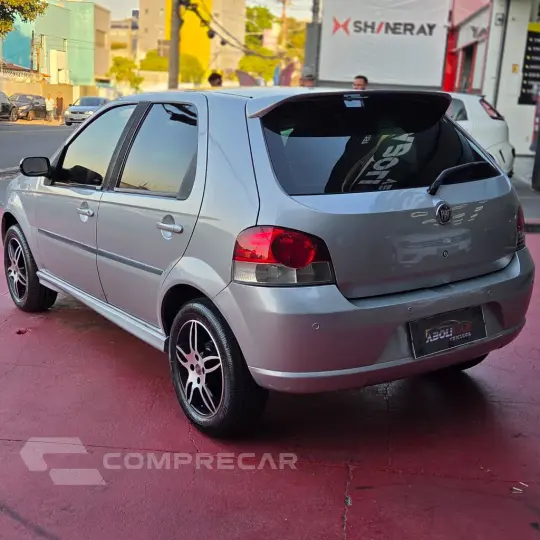 Palio ELX 1.4 Fire/30 Anos F. Flex 8V 4p