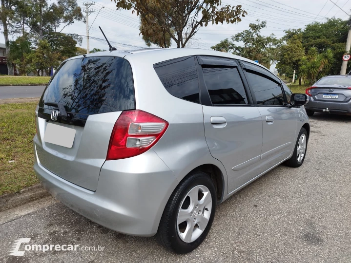 FIT 1.4 LX 16V