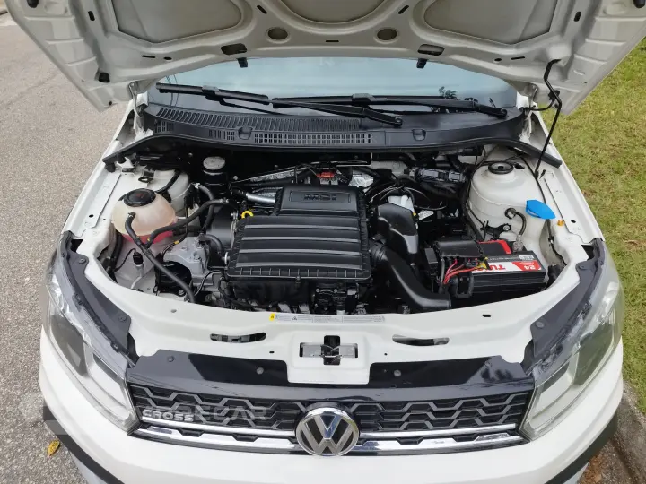 SAVEIRO 1.6 Cross CD 16V