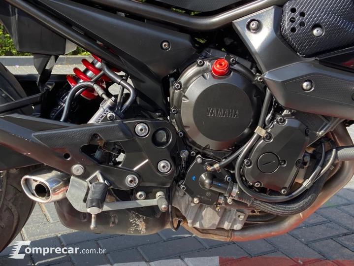 XJ6 N