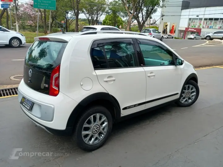 CROSS UP 1.0 TSI 12V