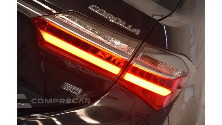 COROLLA - 1.8 GLI UPPER 16V 4P AUTOMÁTICO