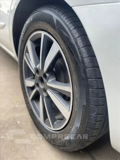 VERSA 1.6 16V Unique