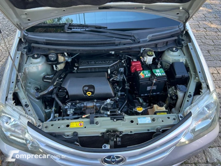 ETIOS XS Sedan1.5 Flex 16V 4p Mec.
