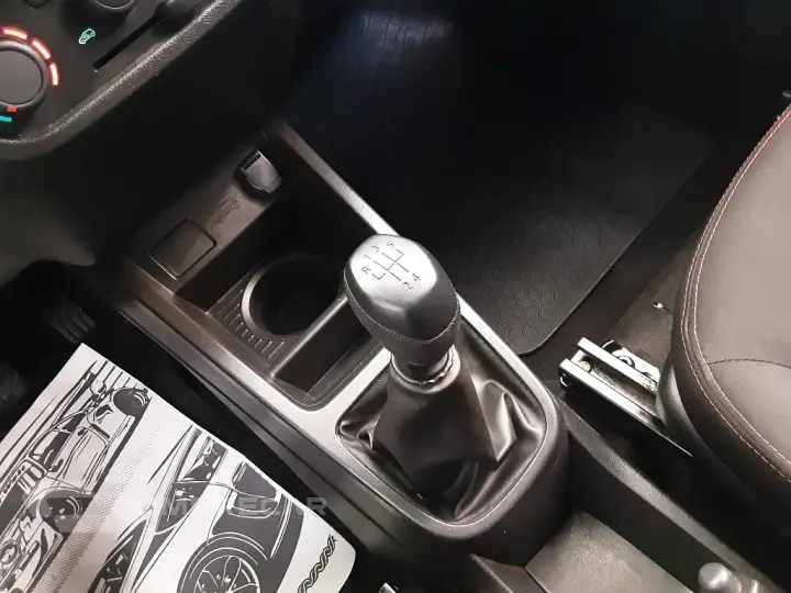 KWID 1.0 12V SCE FLEX ZEN MANUAL