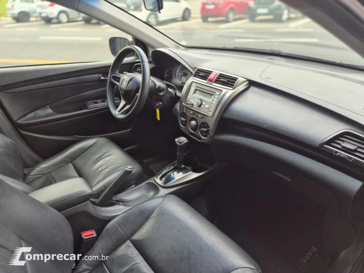 CITY Sedan LX 1.5 Flex 16V 4p Aut.