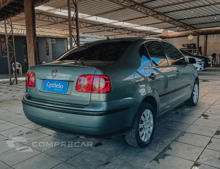 POLO SEDAN 1.6 8V