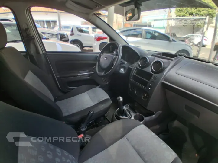 FIESTA 1.0 MPI Hatch 8V