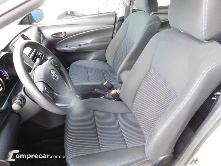 YARIS 1.5 16V Sedan XL Live