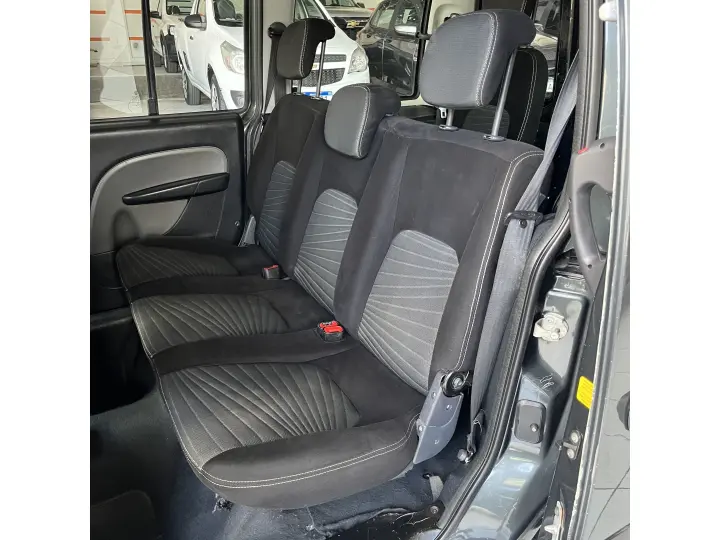 DOBLO 1.8 MPI ESSENCE 7L 16V FLEX 4P MANUAL