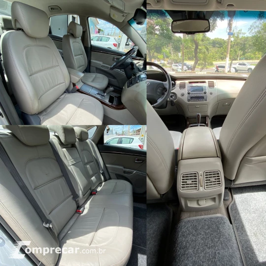 AZERA 3.3 MPFI GLS Sedan V6 24V