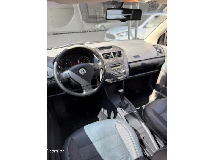 POLO SEDAN 1.6 MI COMFORTLINE 8V FLEX 4P MANUAL