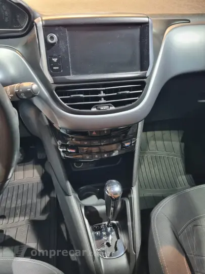 208 1.0 Turbo 200 Griffe