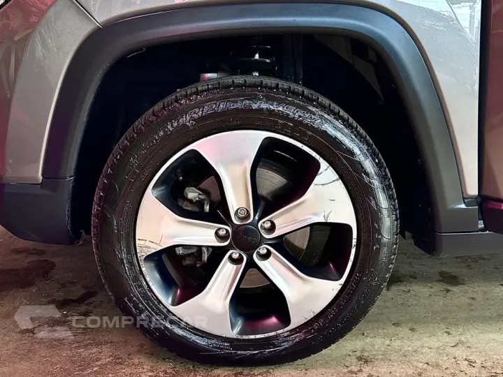 COMPASS 2.0 16V DIESEL LONGITUDE 4X4 AUTOMÁTICO