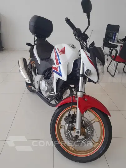 CB 300 R ESPECIAL EDITION