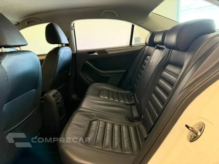 VOLKSWAGEN JETTA 2.0 TSI HIGHLINE DSG