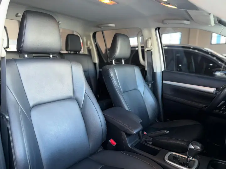 HILUX 2.8 D-4d Turbo CD SRV 4X4